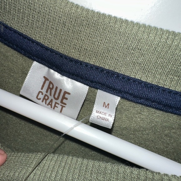 Social Distancing Pullover Size Medium - Picture 4 of 6